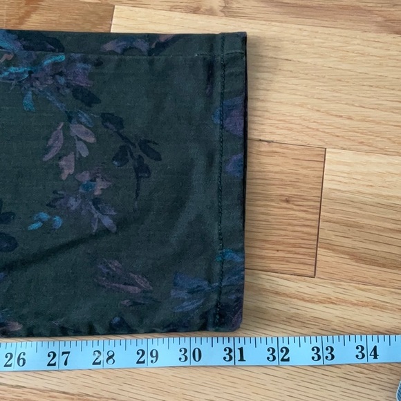 Bandolino Jeans - Picture 9 of 11